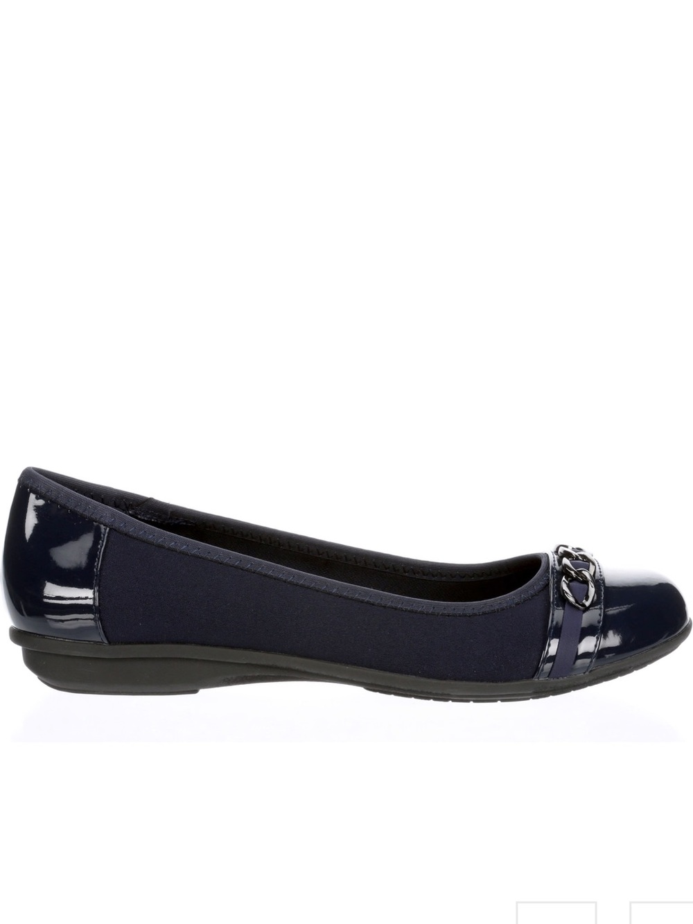 New in Box! Xappeal Faye Women’s Patent Toe Flats in Navy Blue Size 8